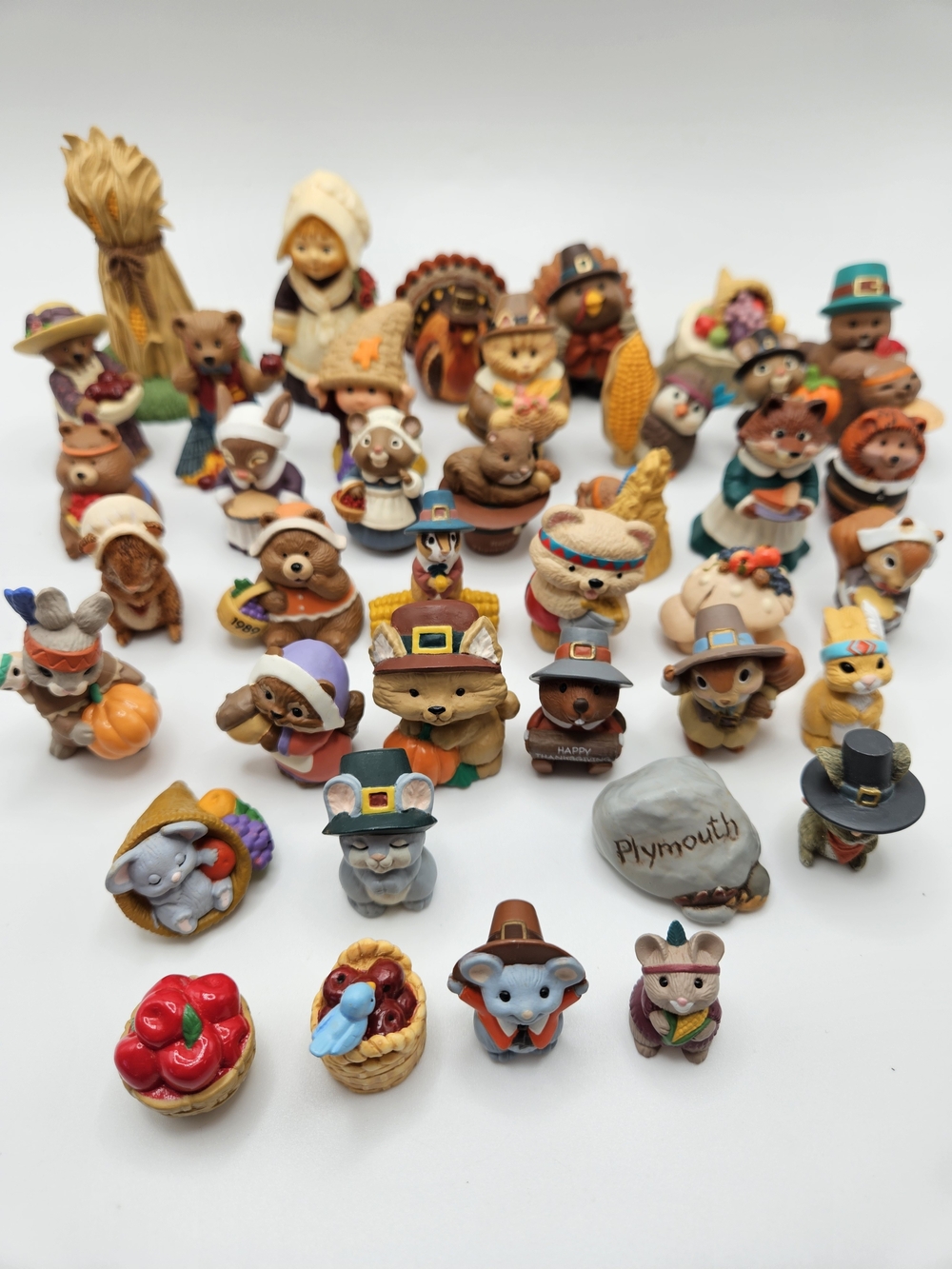 VINTAGE Hallmark Merry Miniatures Thanksgiving and Fall Theme Figures Lot of 40